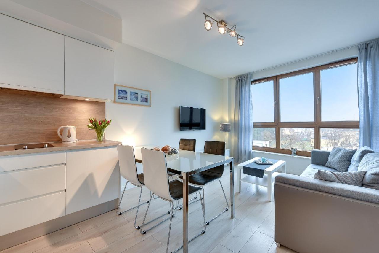 Władysławowo Apartamenty Gwiazda Baltyku 2Min Plaza, Parking מראה חיצוני תמונה
